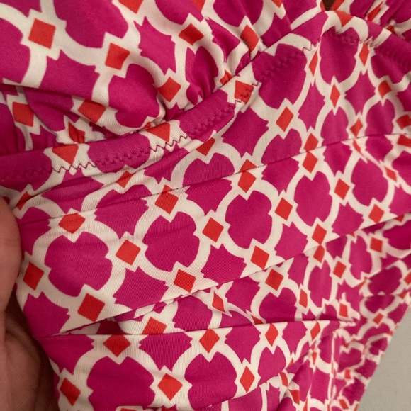 ♥️CLEARANCE♥️Garnet Hill Pink & Orange Geometric Print Swimsuit size 0 - Picture 4 of 4